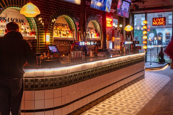 Boston Bar