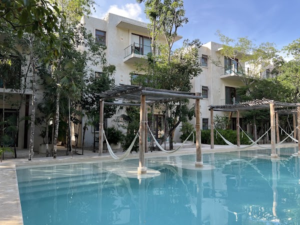 Holistika Hotel