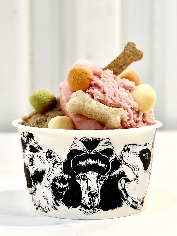 JOHN’S ICE CREAM 5