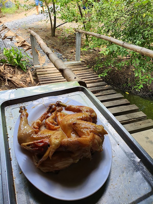 Gà hấp mắm nhỉ