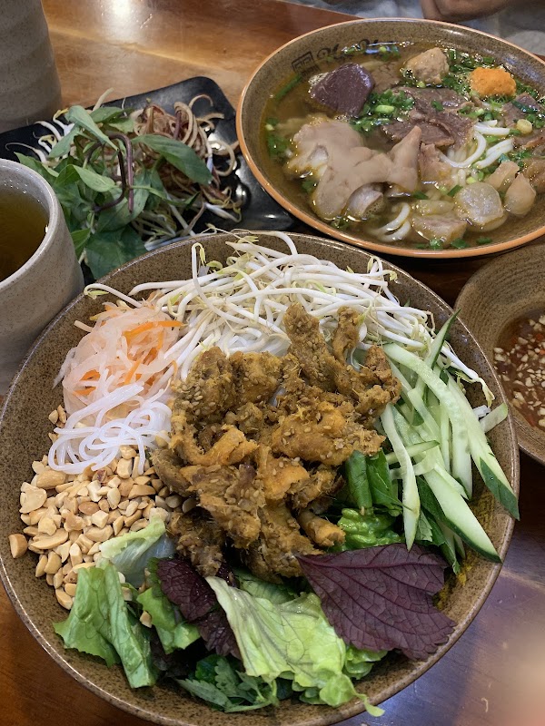 BÚN BÒ HUẾ NGỰ UYỂN - NGỤY NHƯ KON TUM 2