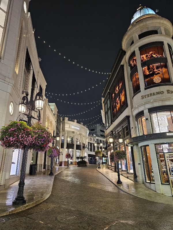 Rodeo Drive 3