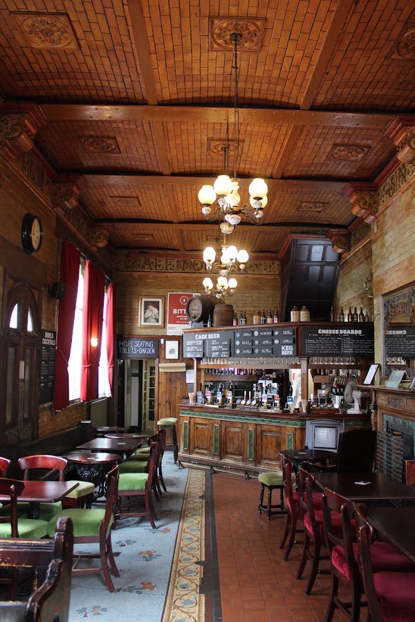 The Marble Arch Inn