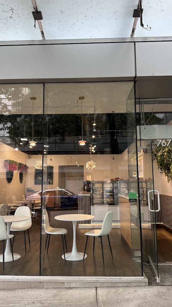 Bloom Bakery & cafe