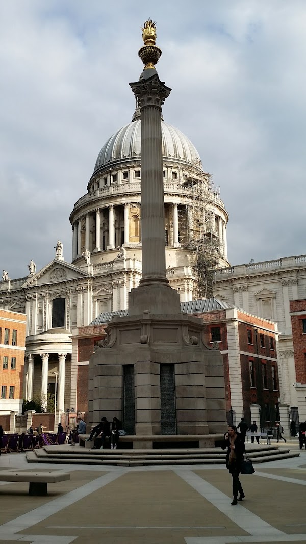 Paternoster Square 1