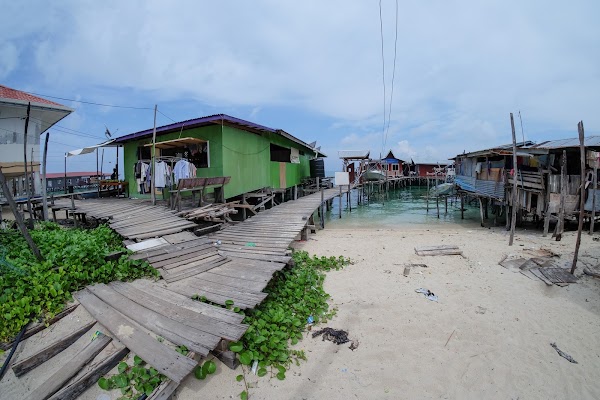 Mabul Island (Pulau Mabul) 3