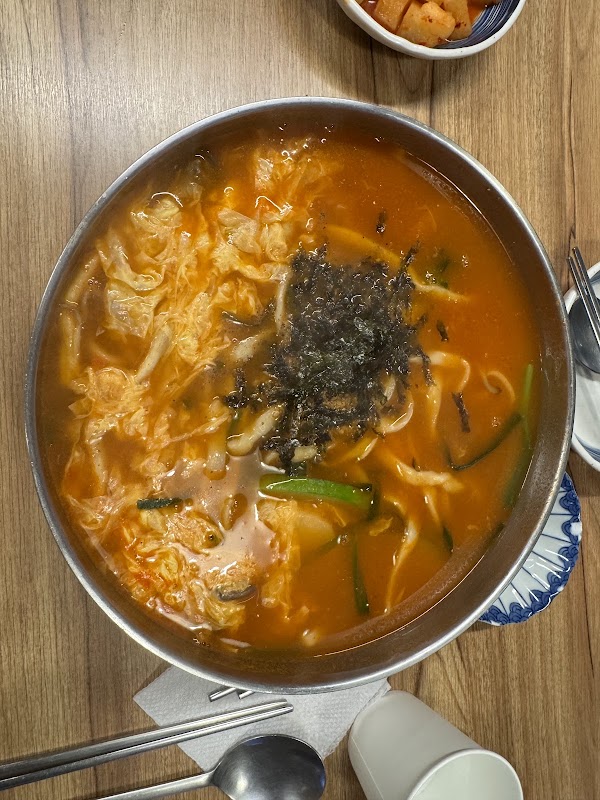 Dongil Jang Kalguksu 4