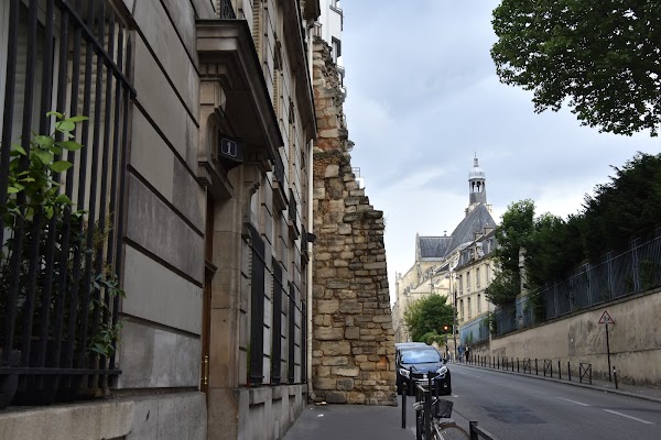 Wall of Philippe II Augustus 3