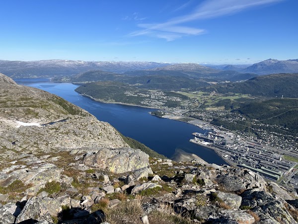 Øyfjellvarden (818 moh)