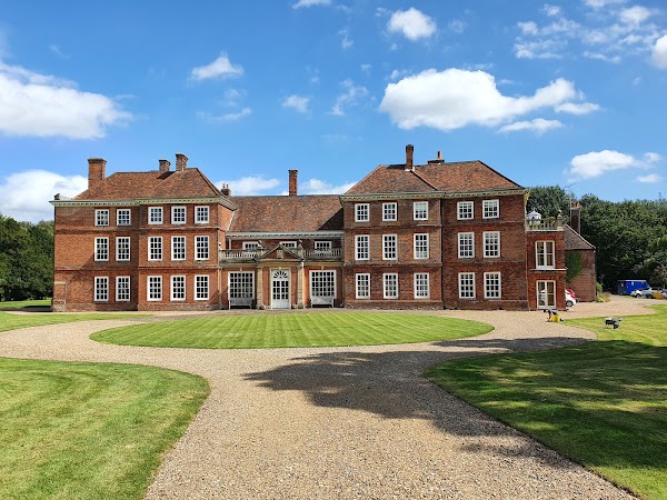 Lullingstone Castle & The World Garden