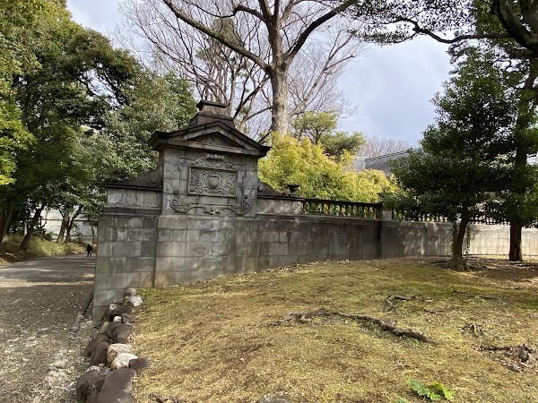 Kyū-Iwasaki-tei Gardens 3