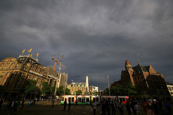 Dam Square 2