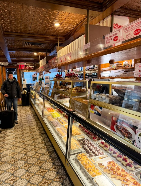 Veniero's Pasticceria & Caffe 5