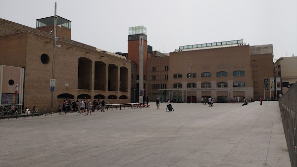 Plaça dels Àngels 4