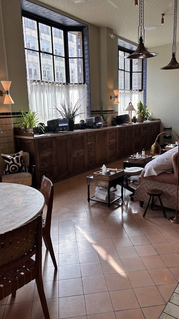 Cowshed Spa 3