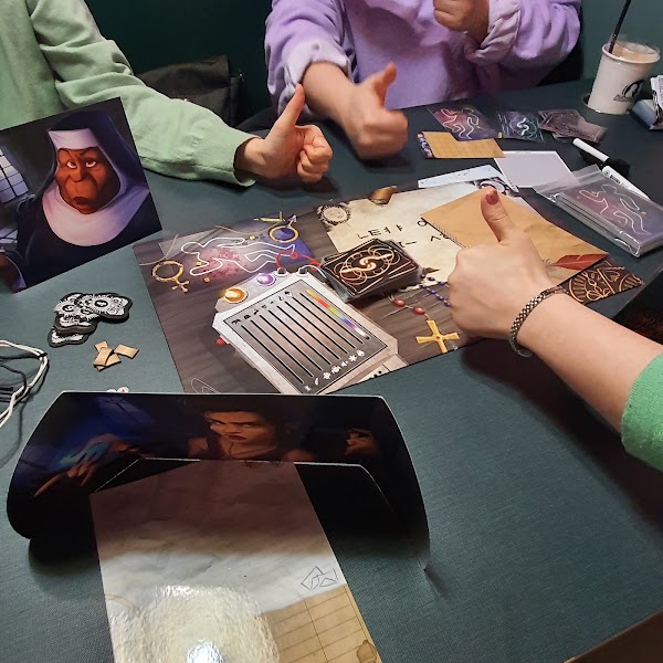 Board Game Cafe Holmes & Lupin Hongdae 3