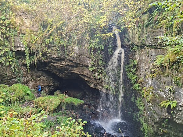 Pollnagollum Cave
