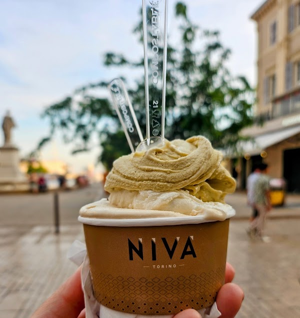 Nivà Gelateria Italiana 4