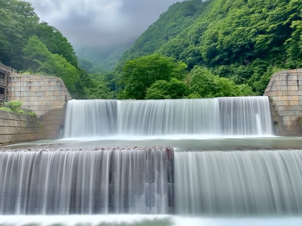 Naena Waterfall 4
