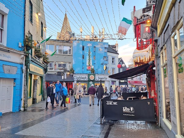 The Latin Quarter 5