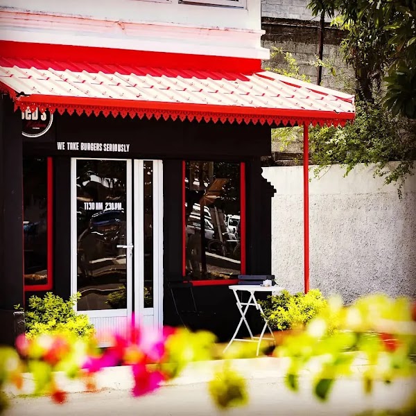 Seb's Kitchen Grand Baie 1