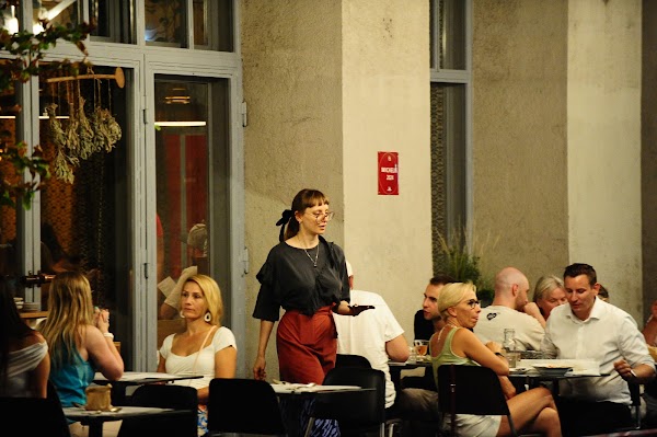 Goli Restaurant