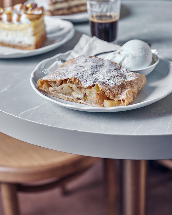 Stefan Austrian bakery&Artisanal Gelato 2