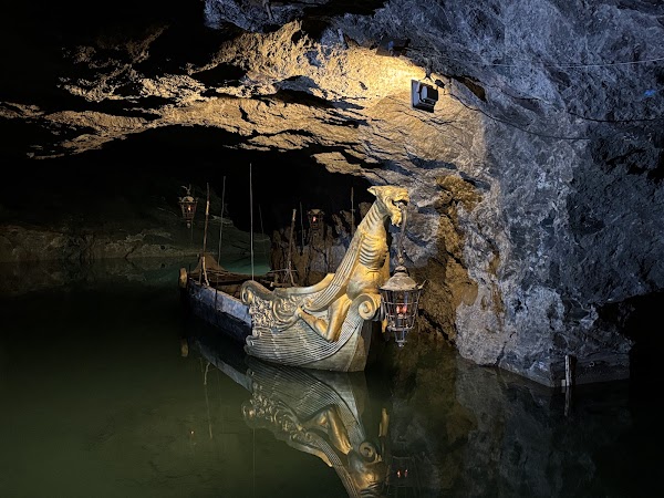 Seegrotte 5
