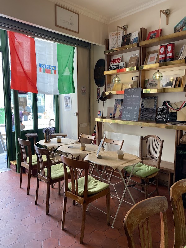 Isola La Cantine Littéraire 4