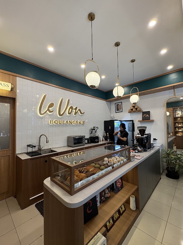 Le Von Boulangerie (Artisan Bakery, Baking Class, F&B Consultation, Supplier Croissant & Berbagai Macam Roti) 1