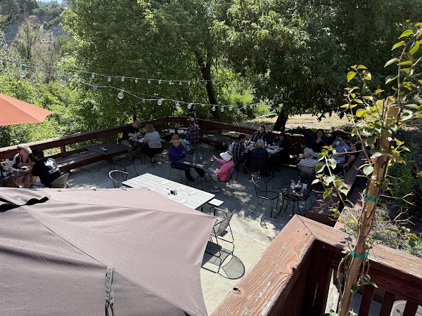 Heavenly Roadside Café