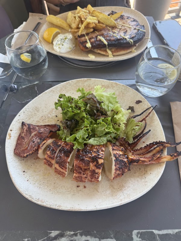 KooKoo Bar Restaurant 2