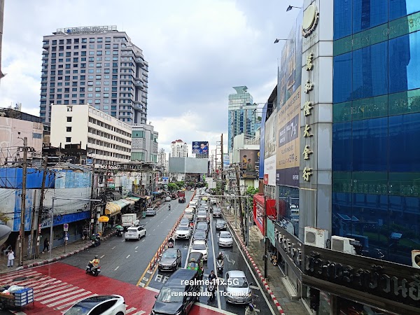 BTS Thong Lor Station 3