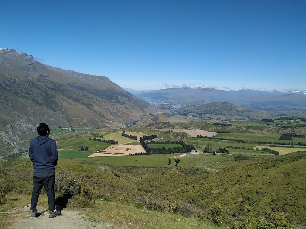 Crown Range Road Scenic Lookout 5