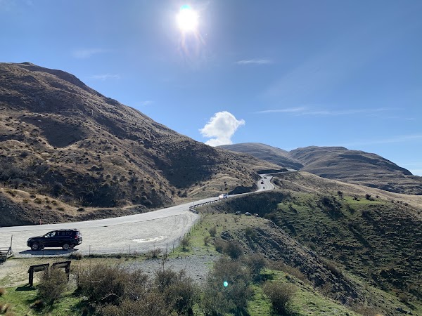 Crown Range Road Scenic Lookout 3