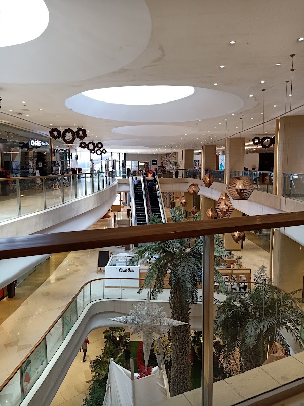 Uptown Mall 4
