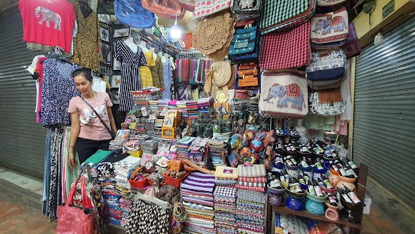 Russian Market / Tuol Tompoung Market 2