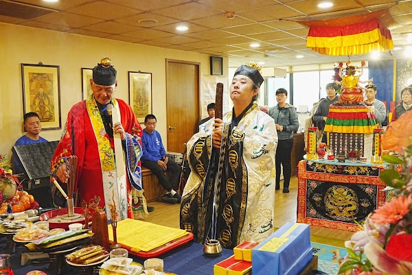 威明堂 - 兔兒神廟