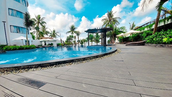 Sunset Beach Resort & Spa 4
