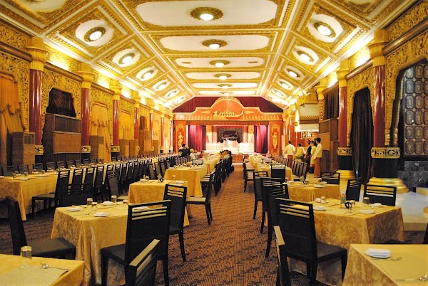 Karaweik Palace 1