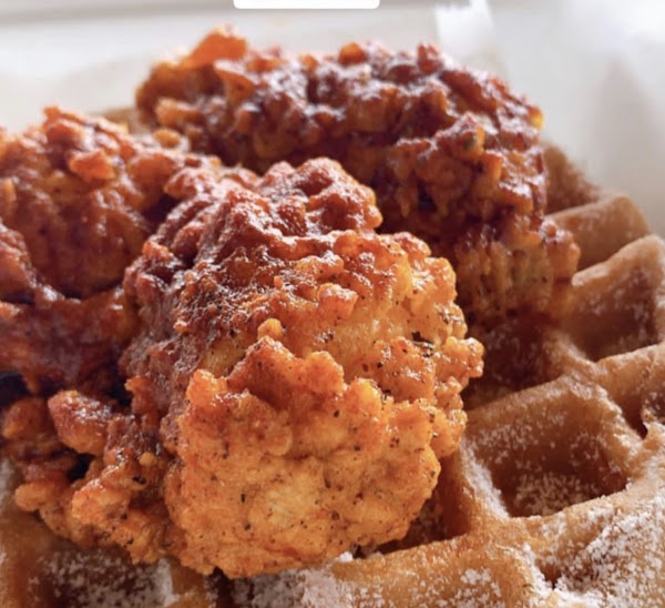 Nashville Chicken and Waffles 3