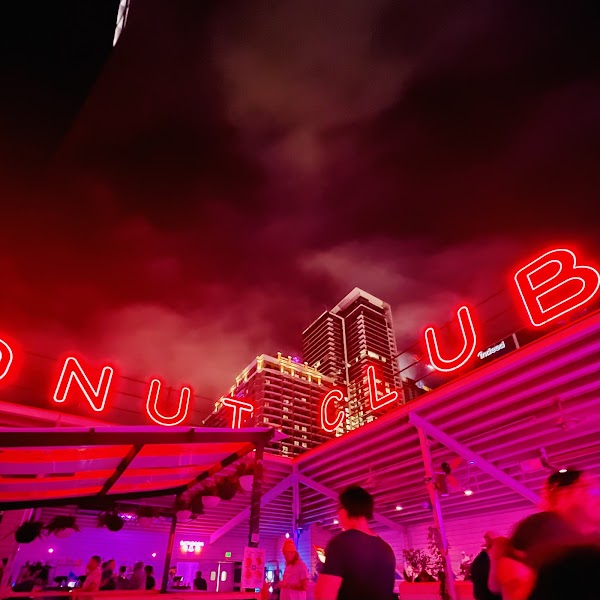 Coconut Club 5