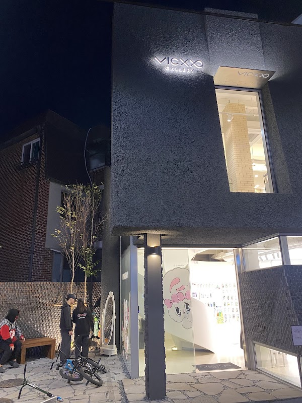 VICXXO gallery hongdae 1
