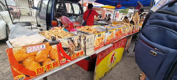 KSL Monday Night Market @ Jalan Seladang 4