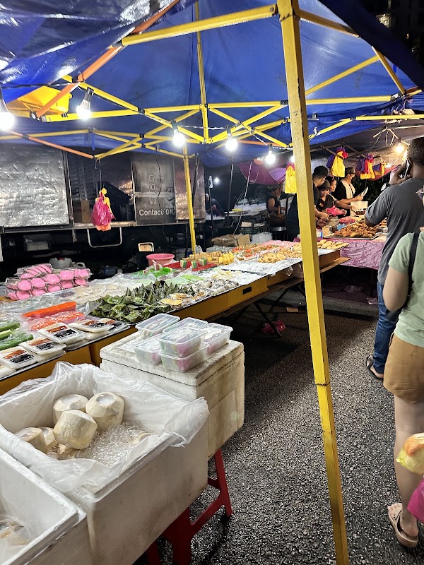 KSL Monday Night Market @ Jalan Seladang 3