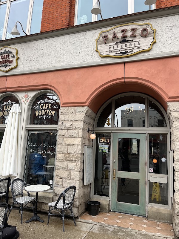 Pazzo Pizzeria 2