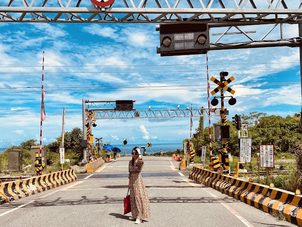 Taimali Railroad Crossing 5
