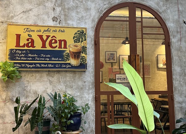 LÀ YÊN Cafe 1