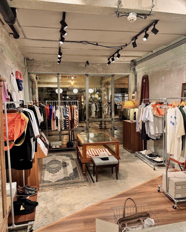Boyis. Flagship Store 5