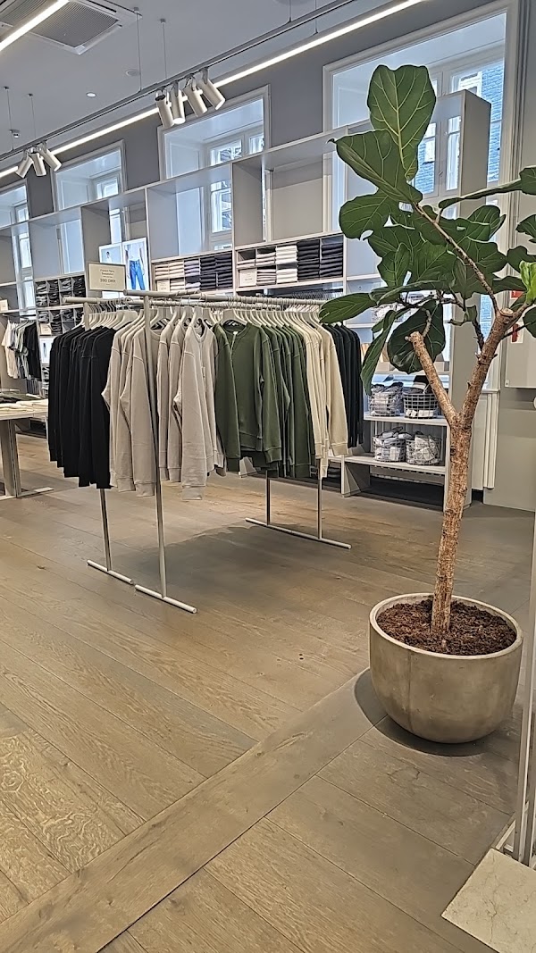 ARKET Store 2